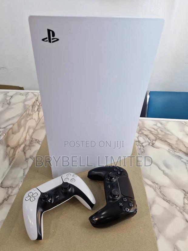Playstation 5 Digital Edition With 2 Controllers ,5 Games - thumbnail 5