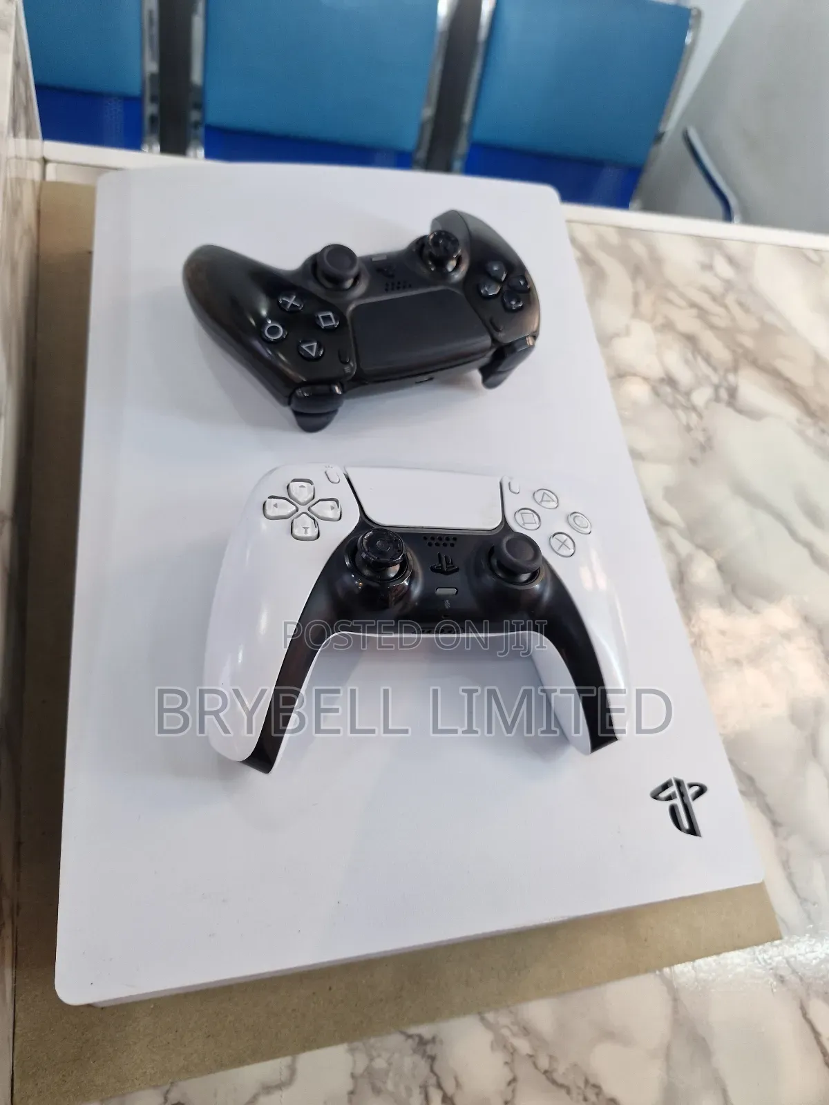 Playstation 5 Digital Edition With 2 Controllers ,5 Games