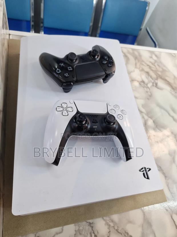 Playstation 5 Digital Edition With 2 Controllers ,5 Games - thumbnail 11