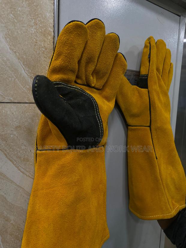 Safe Touch Welding Gloves - main view