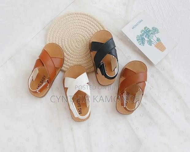 Leather Kids Open Shoes - thumbnail 3