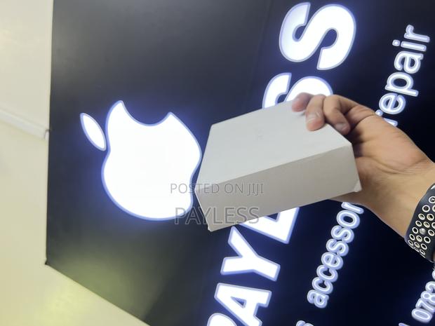 Apple Watch Ultra 2 - thumbnail 4