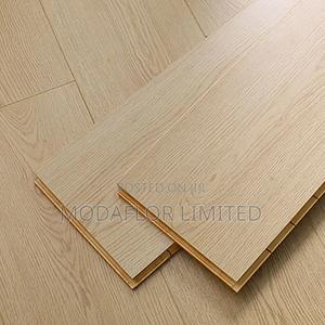 Layers of Strength of Laminate Flooring - thumbnail 2