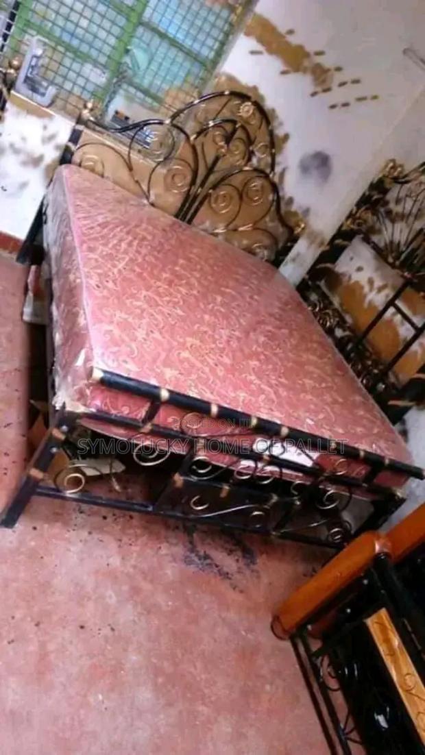 Metallic Bed 4*6 With Matress - main view