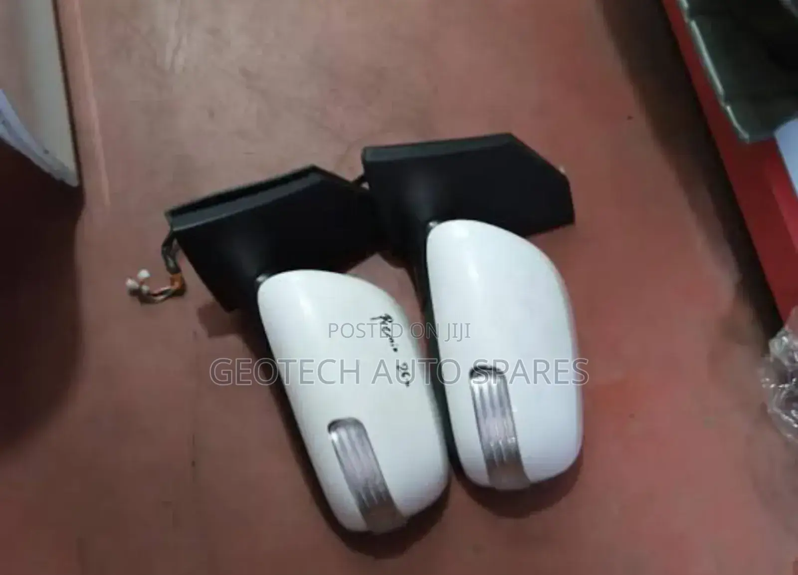Toyota Premio / Allion 260 Sidemirrors Available