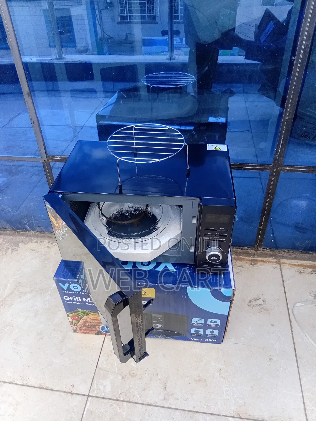 Von Microwave With Grill 20l