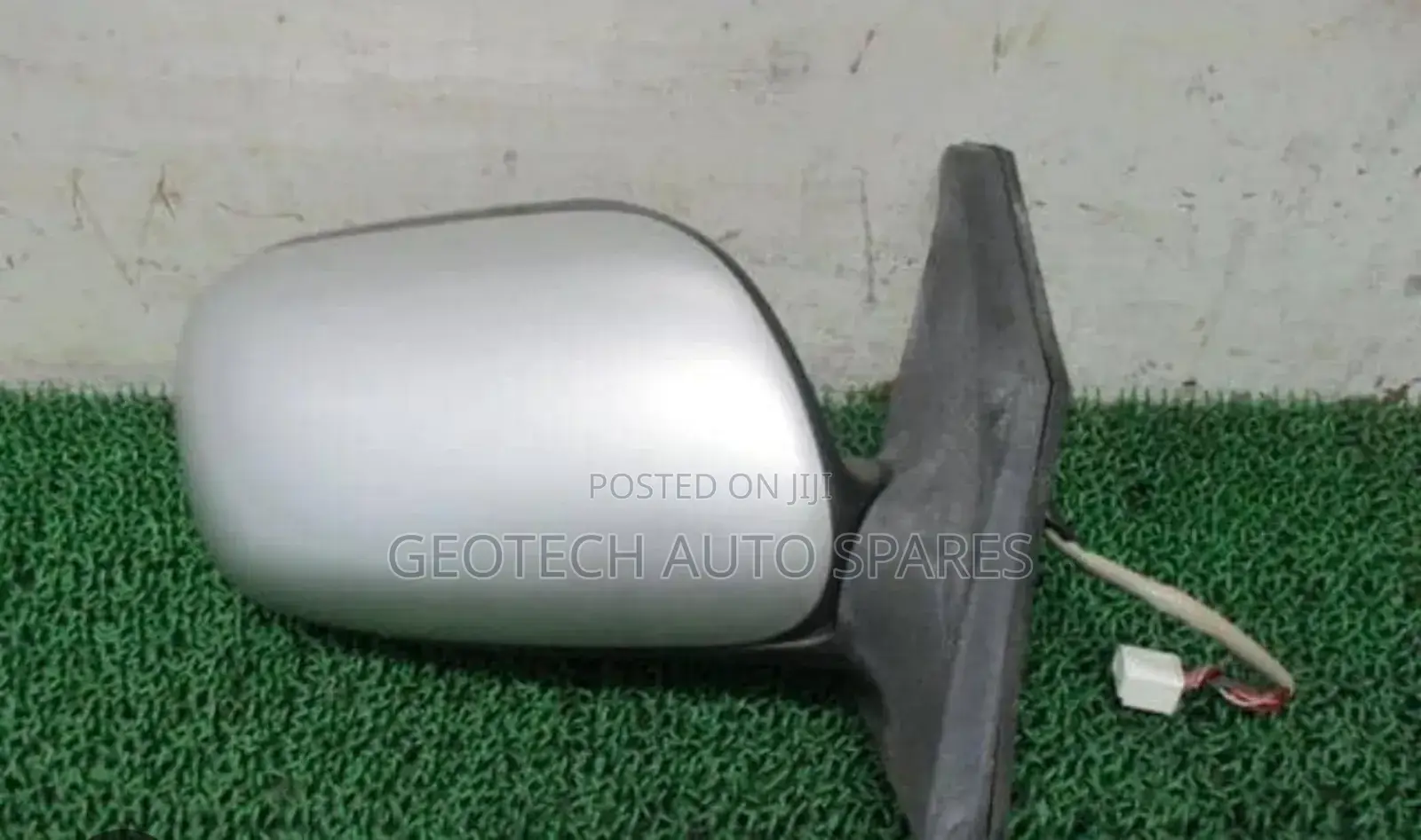 Toyota Premio 240 Sidemirrors Available