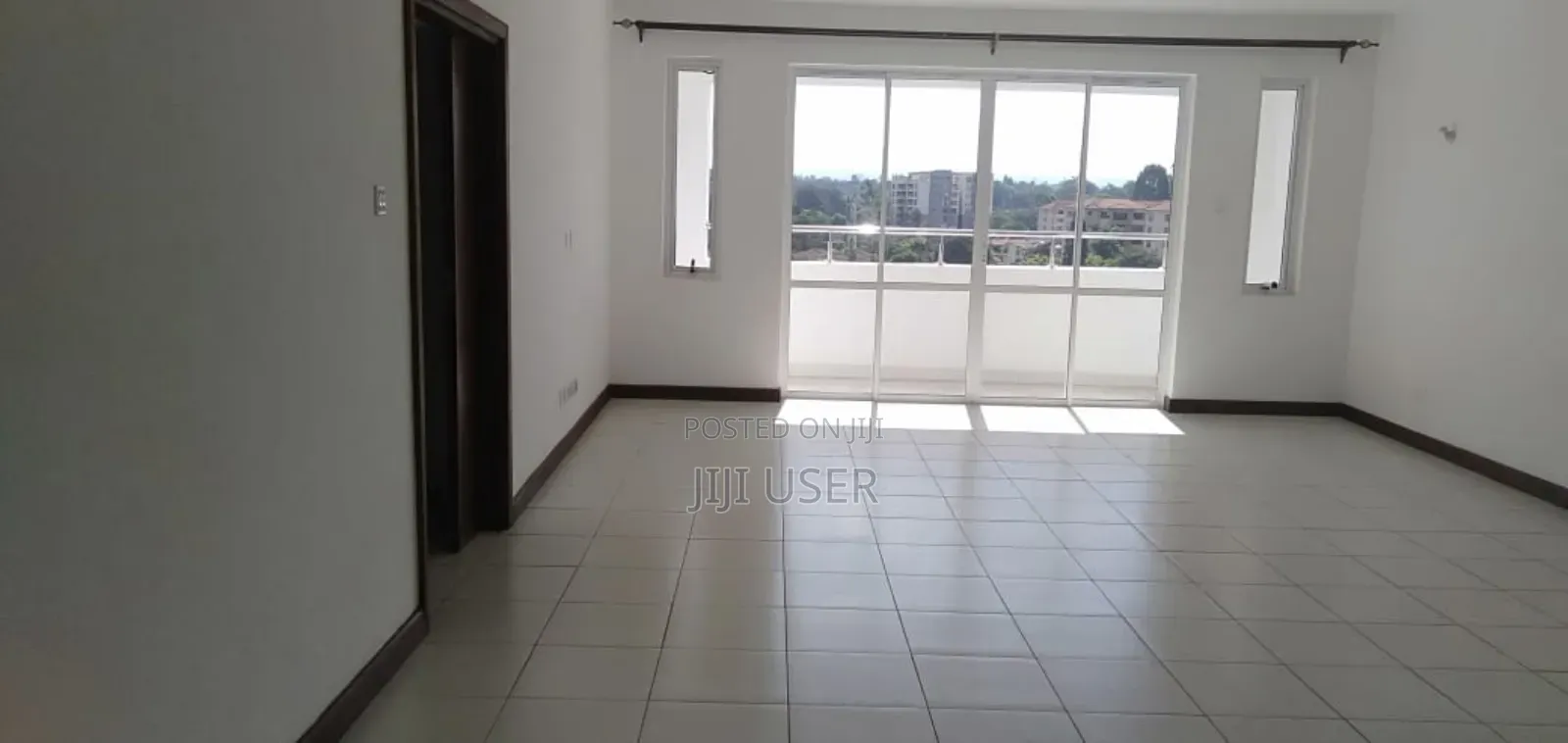 2bdrm Apartment in Brookside Drive, Westlands for rent