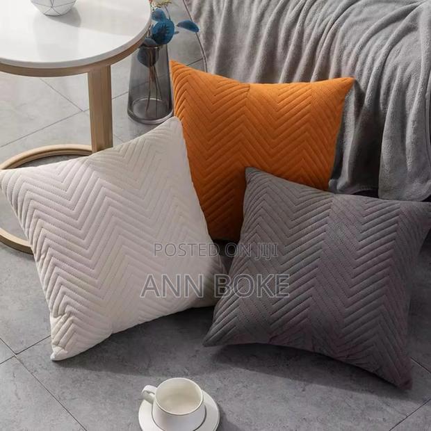 Velvet Covers PLS Pillows - thumbnail 4