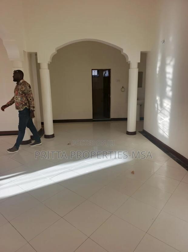 4bdrm Apartment in Affluent Nyali for rent - thumbnail 3