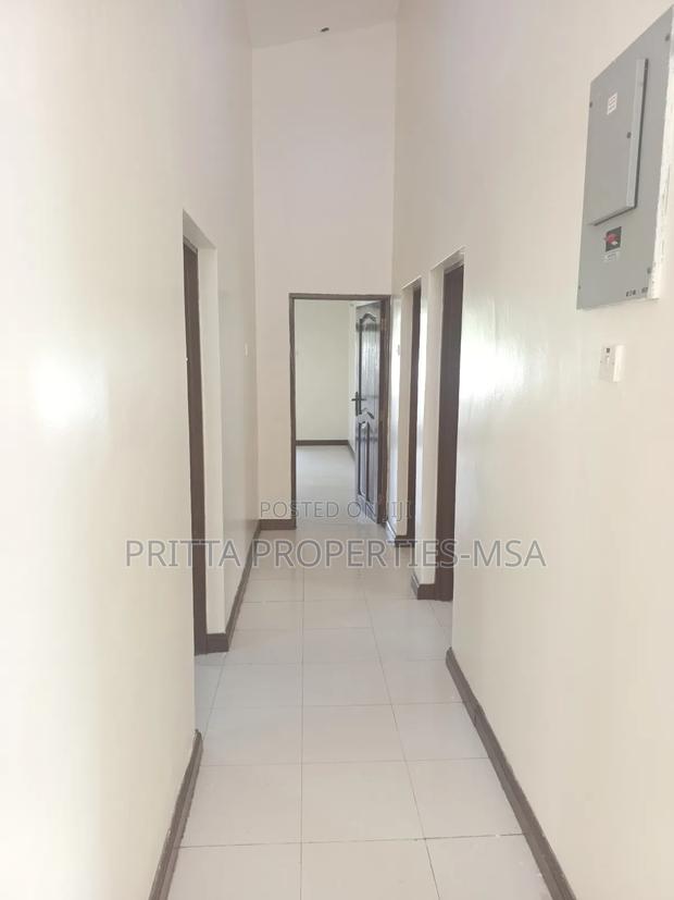 4bdrm Apartment in Affluent Nyali for rent - thumbnail 9