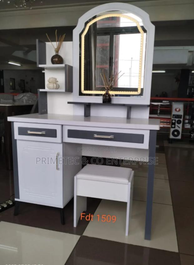 Executive Dressing Table - main view