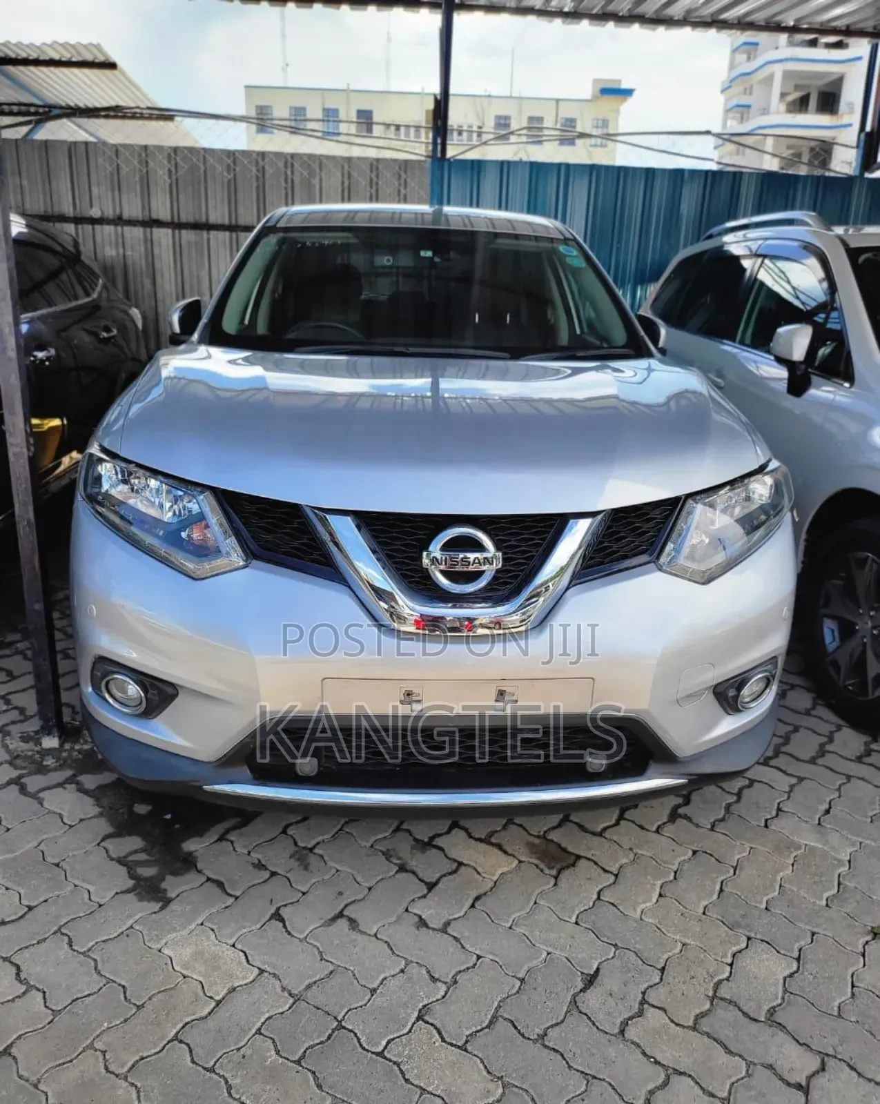 Nissan X-Trail 2.0 Petrol FWD 2016 Silver