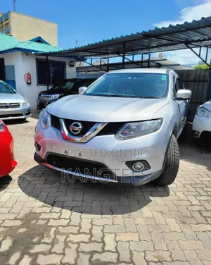 Nissan X-Trail 2.0 Petrol FWD 2016 Silver