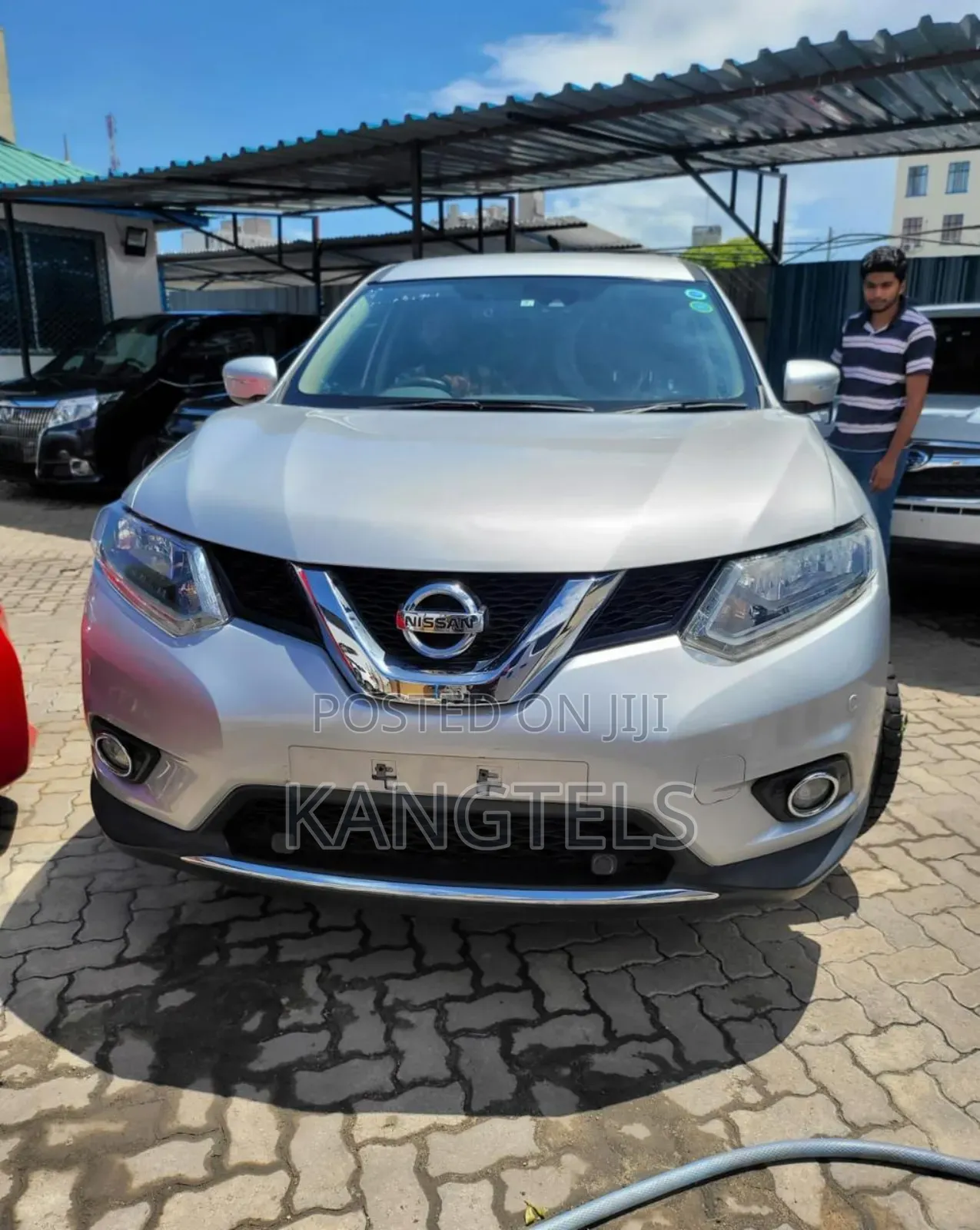 Nissan X-Trail 2.0 Petrol FWD 2016 Silver