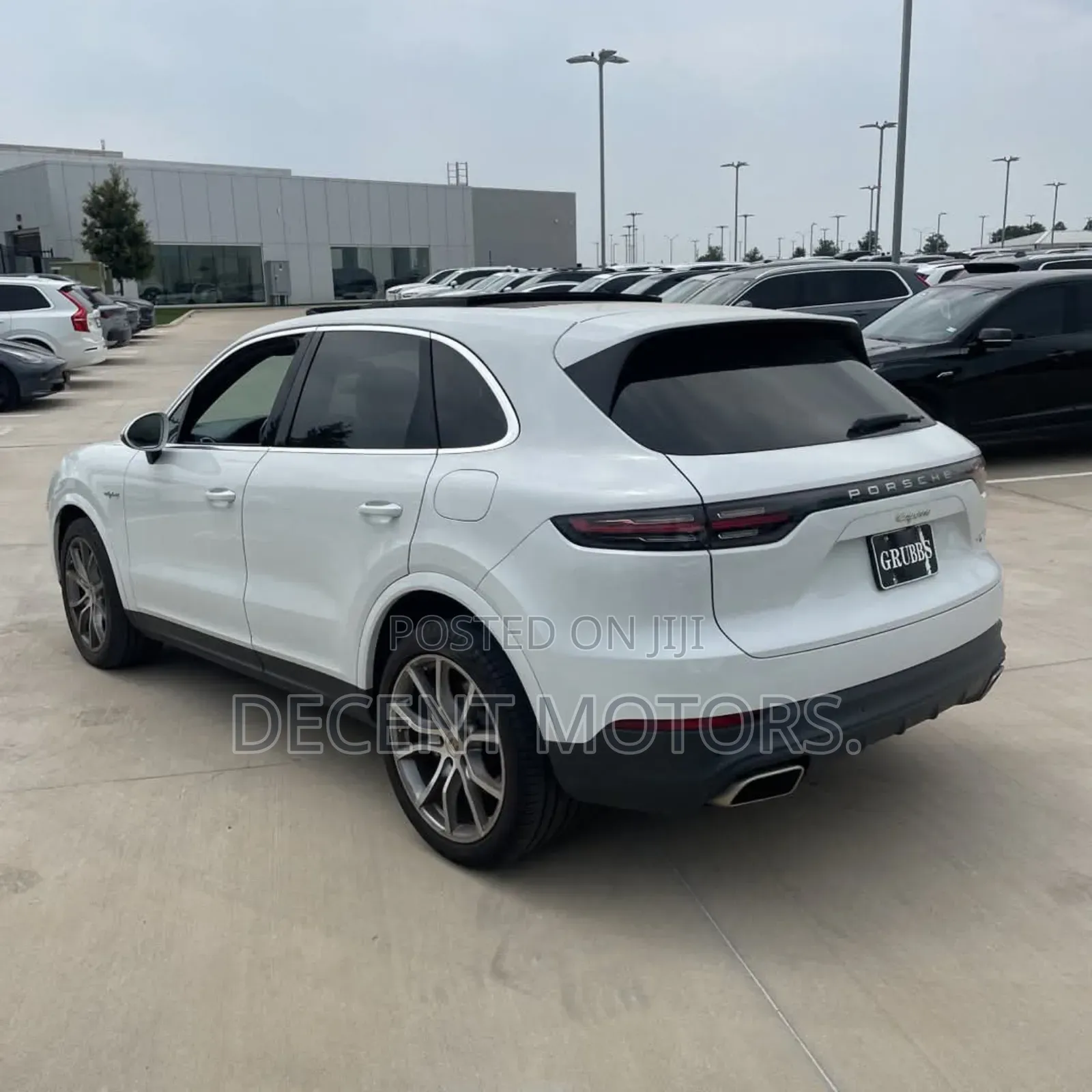 Porsche Cayenne Turbo AWD 2019 White