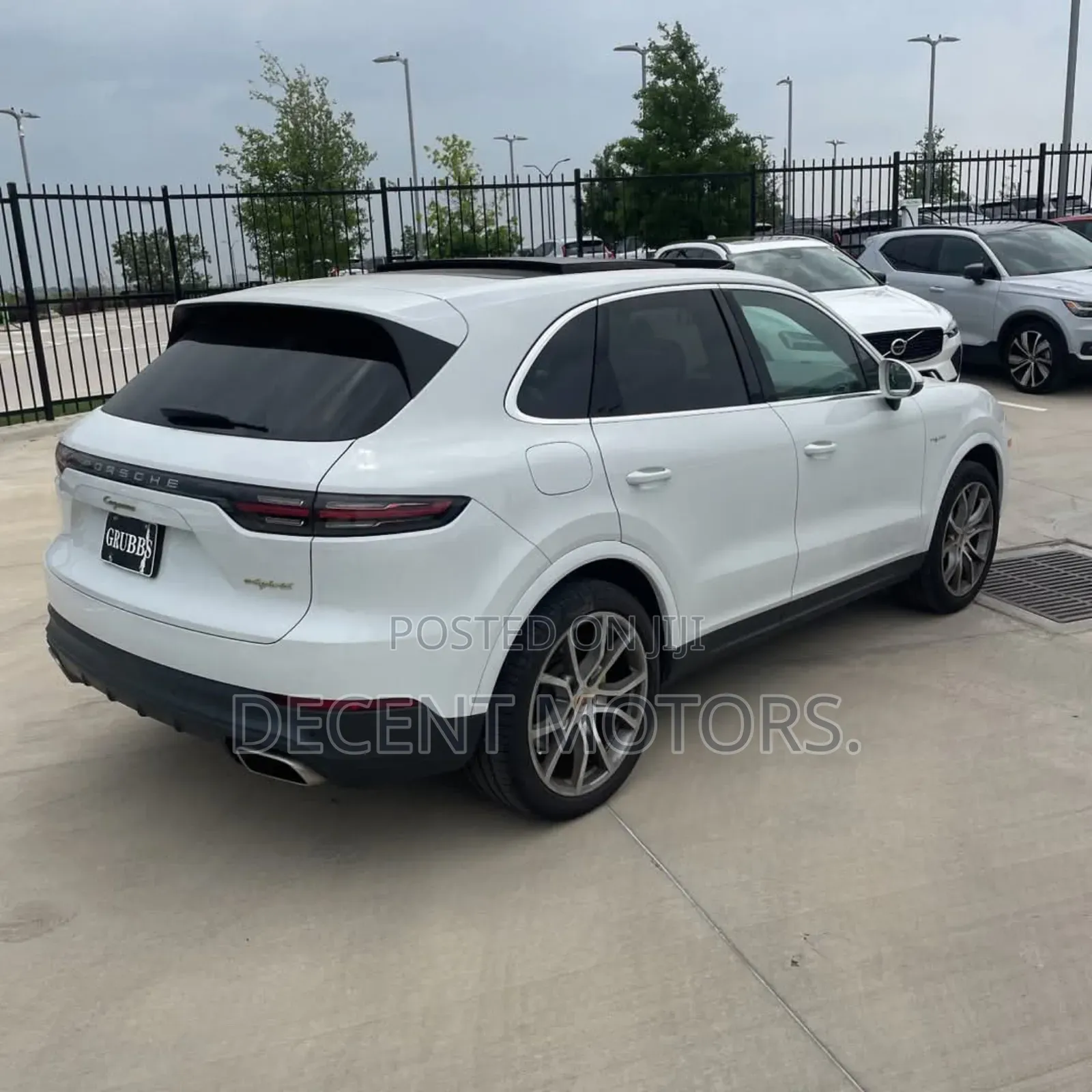Porsche Cayenne Turbo AWD 2019 White