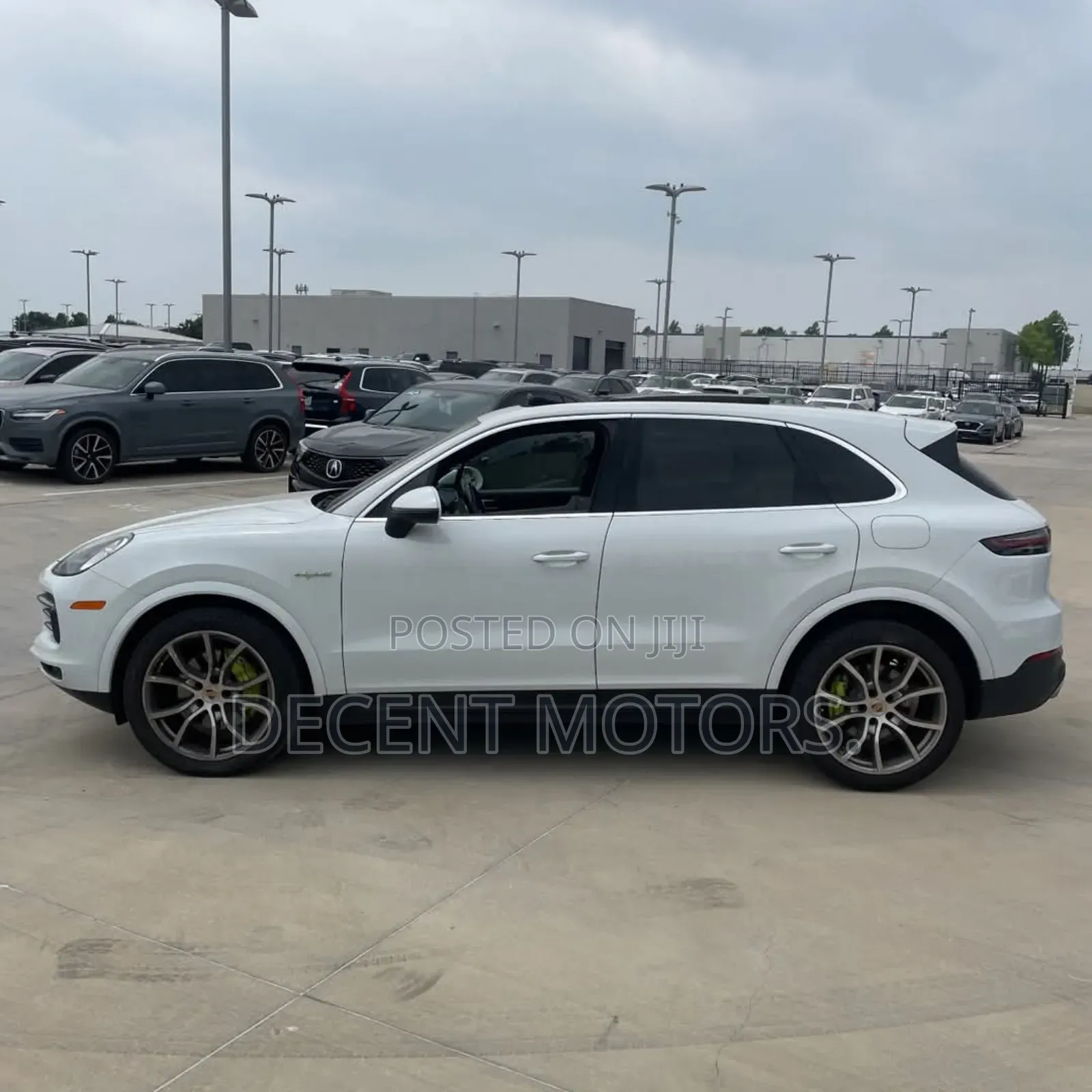Porsche Cayenne Turbo AWD 2019 White