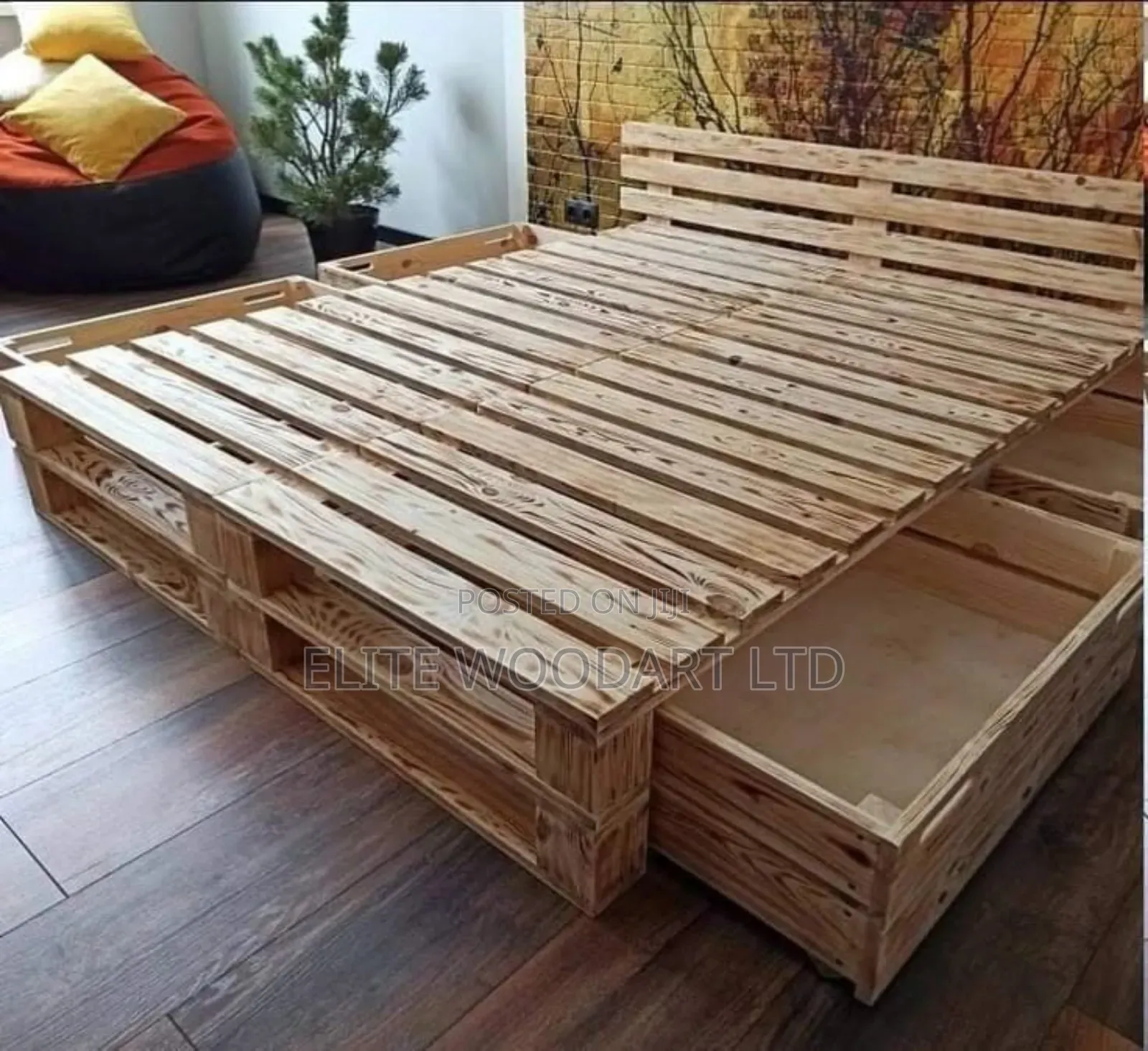 Solid Wood Low Profile Storage Pallet Bed