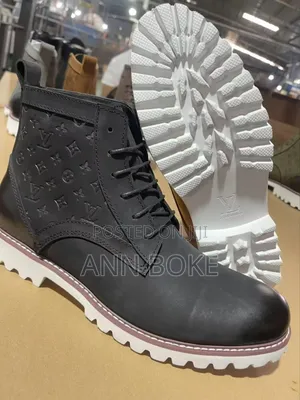 Louis Vuitton Sizes 39-45 Price 4200