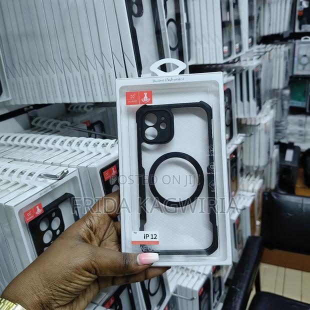 iPhone 12 Xundd Shockproof Clear Back Cover - main view