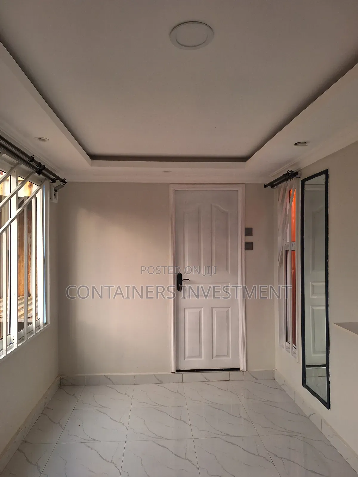 20ft Container Airbnb / 20ft Container Studio With Washroom