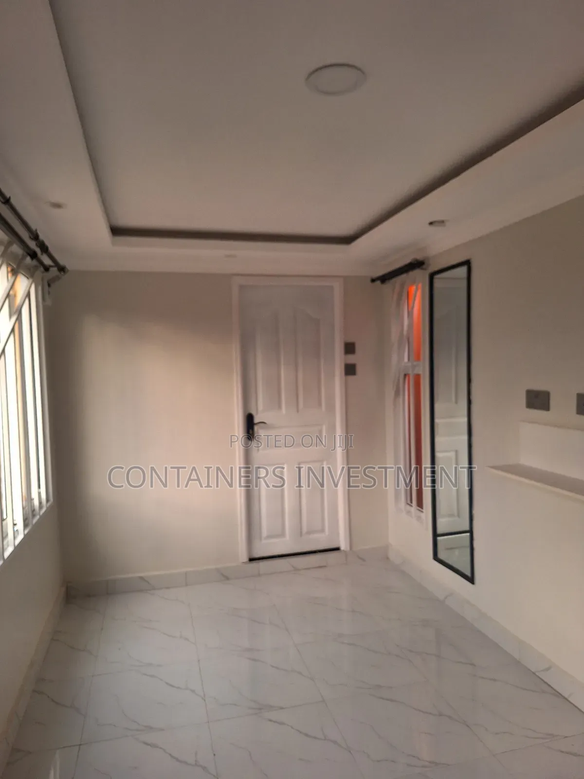 20ft Container Airbnb / 20ft Container Studio With Washroom