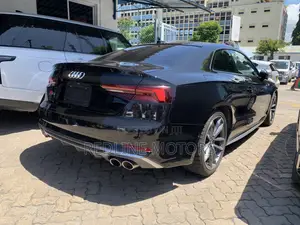 Audi S5 3.0T Premium Plus AWD quattro Sportback 2018 Black
