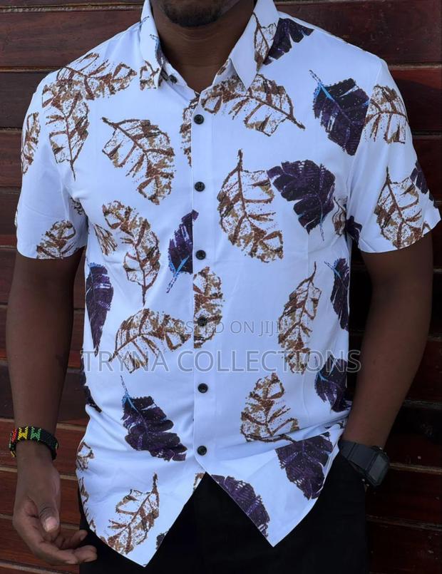 Casual Short Sleeve Shirts - thumbnail 5