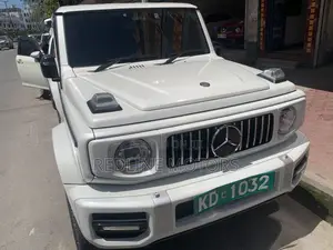 Mercedes-Benz G-Class 2021 White