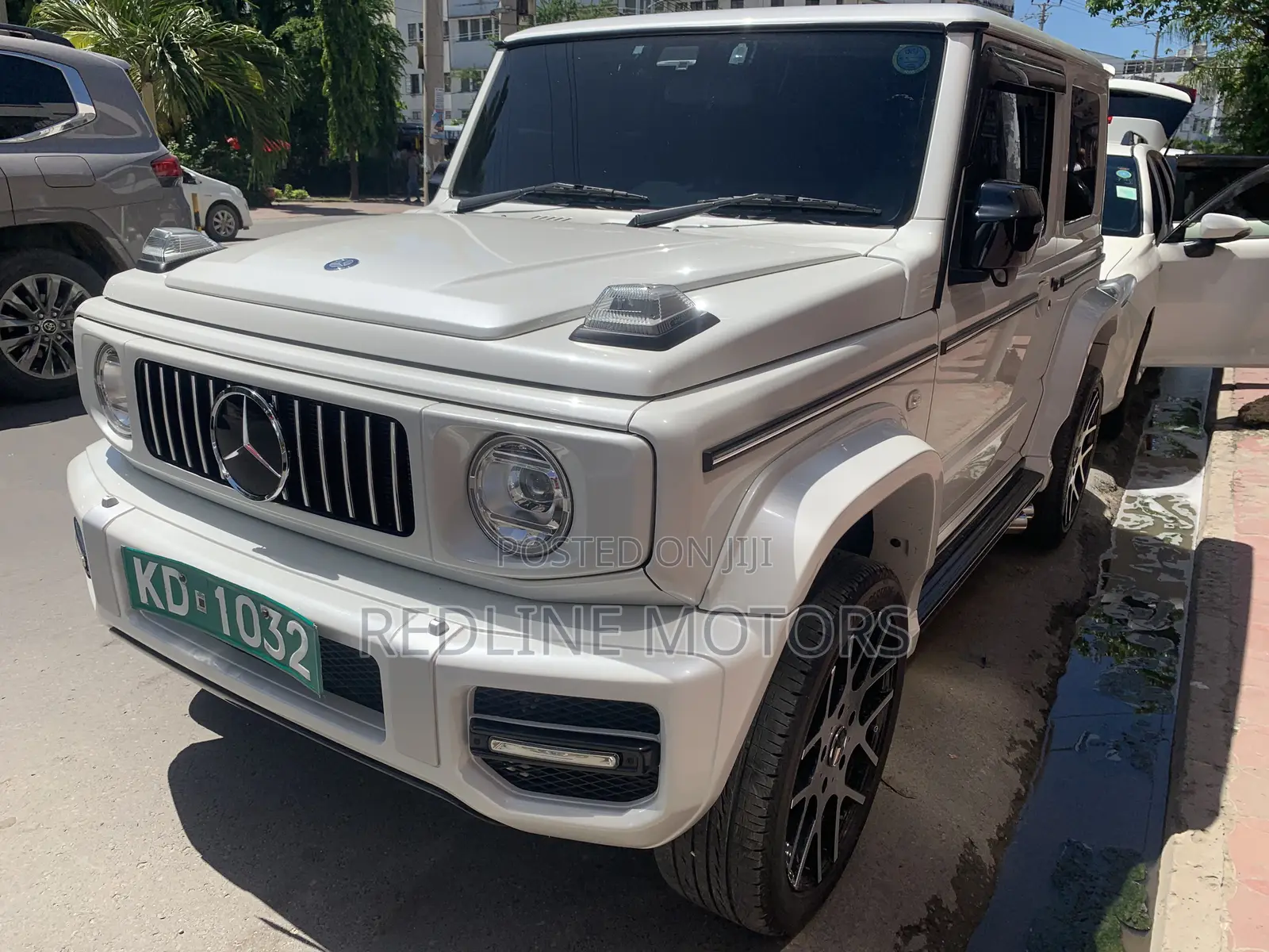 Mercedes-Benz G-Class 2021 White