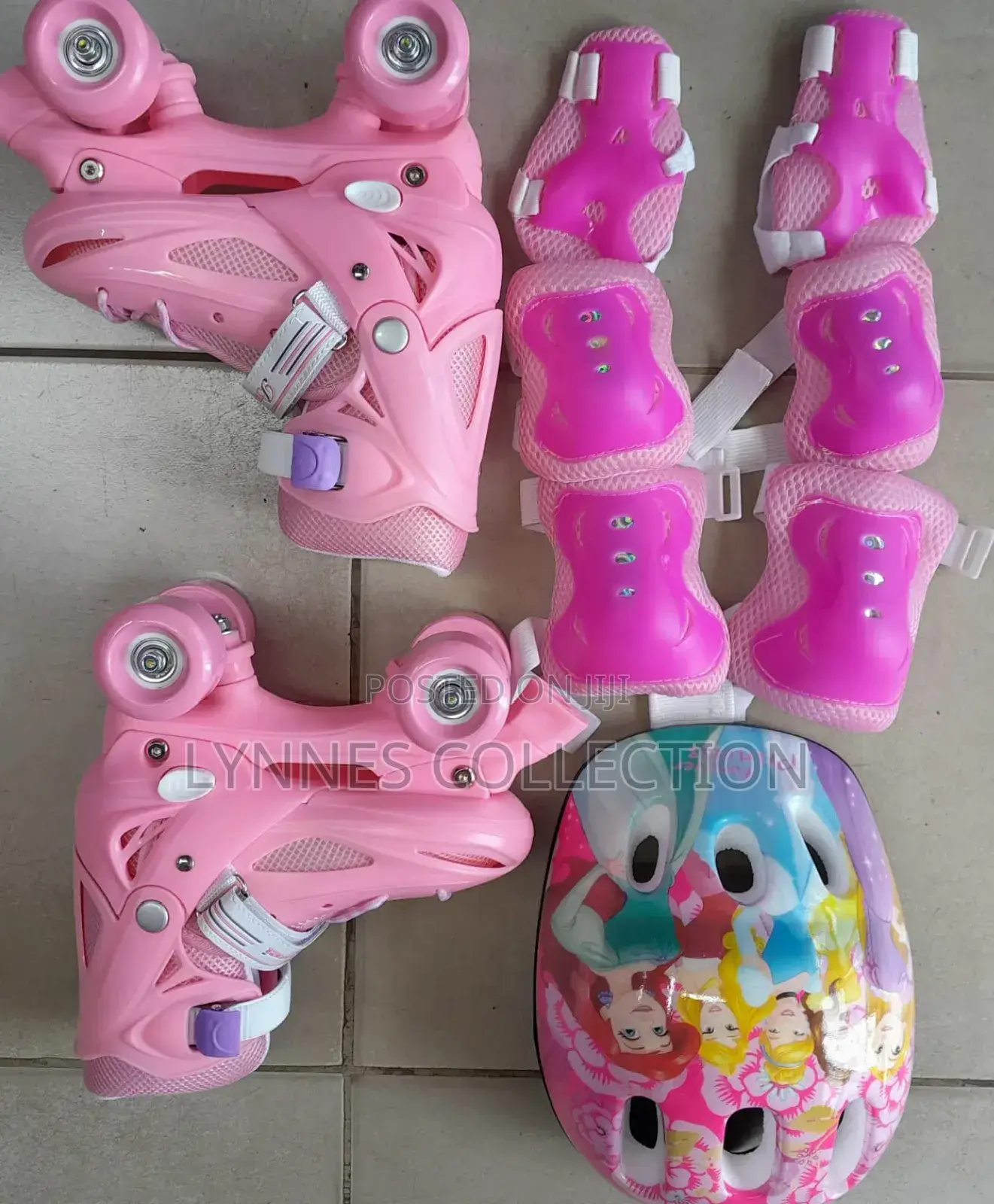 4 Wheel Skates Full Set