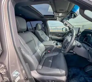 Toyota Land Cruiser 4.6 V8 ZX 2020 Ivory