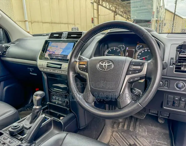 Toyota Land Cruiser Prado 2.8 2020 Gray