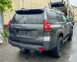 Toyota Land Cruiser Prado 2.8 2020 Gray