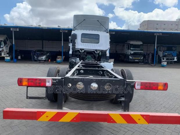 Light Duty Truck - thumbnail 4