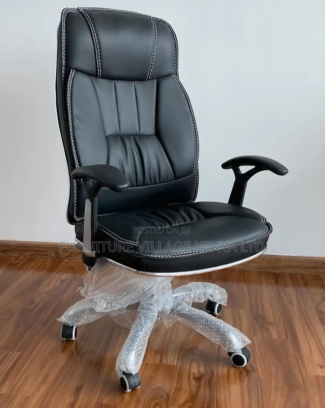 Office Chair:Clerical Classic Leather Office Leather Chair