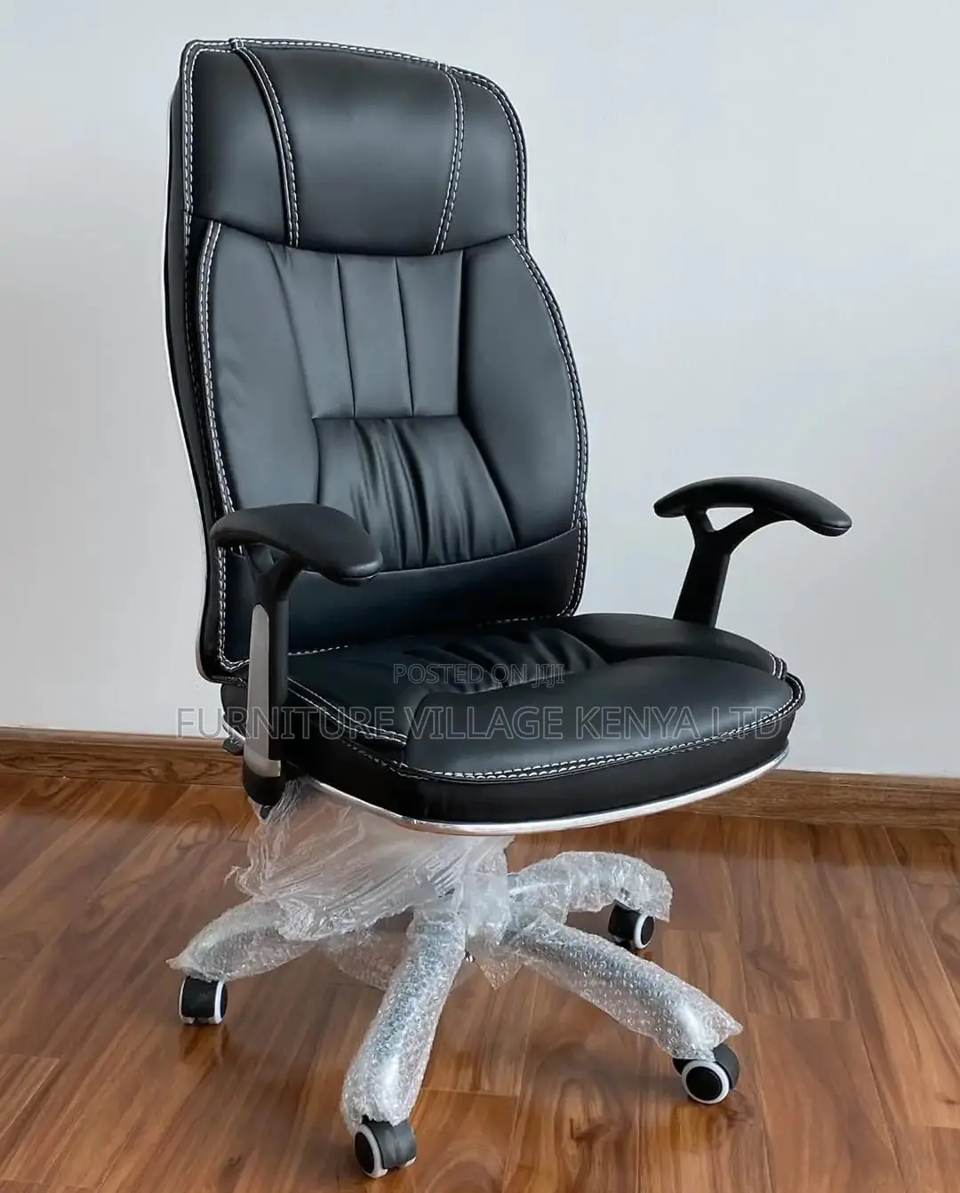 Office Chair:Clerical Classic Leather Office Leather Chair