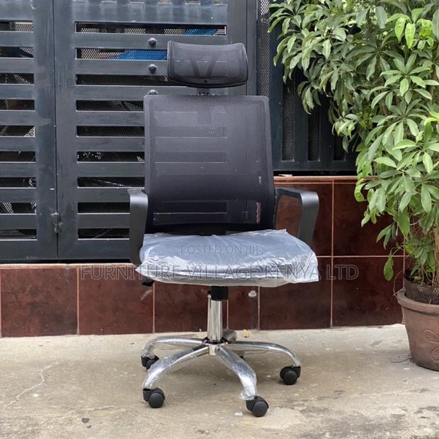 Office Chair:Breathable Work Chair With Ergonomic Arm Design - thumbnail 4