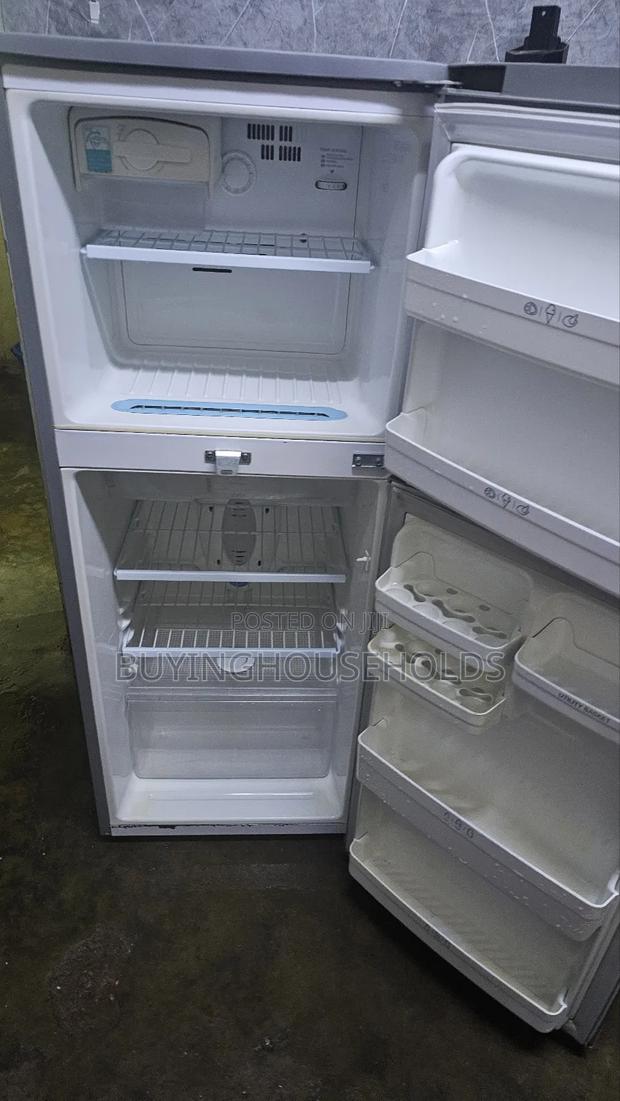 Lg 230l No Frost Fridge - thumbnail 2