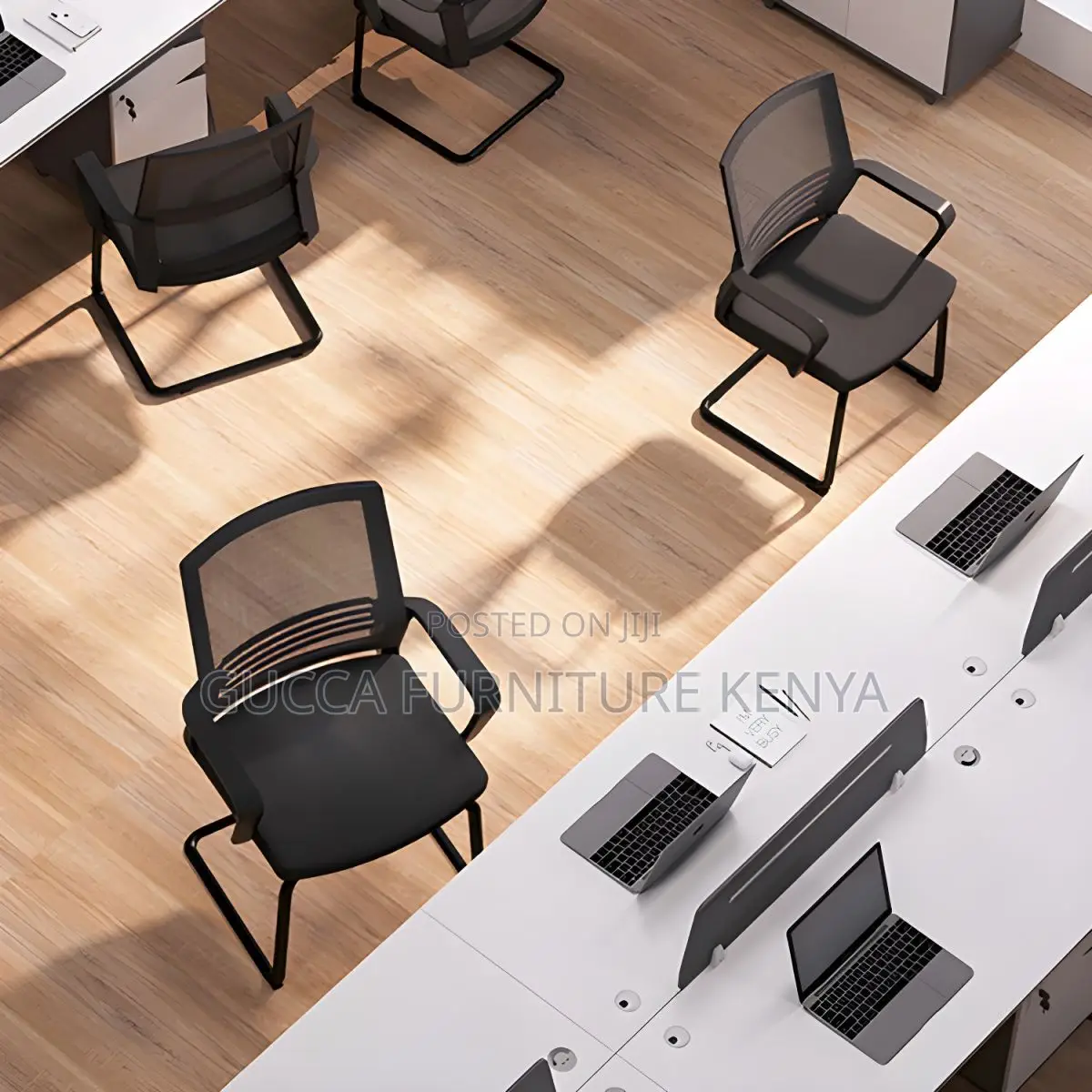 Office Chair:Conference Chair With No Wheels and Fixed Arms
