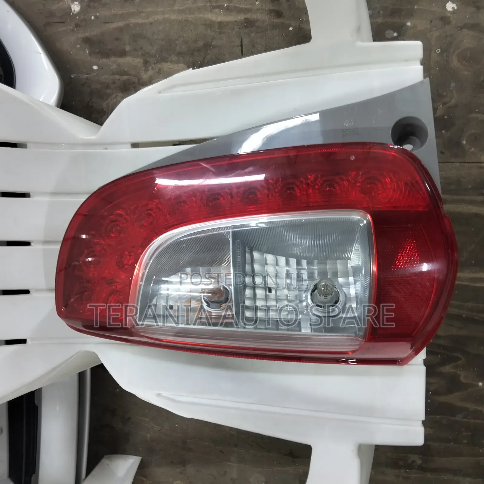 Passo 2015 Tailight