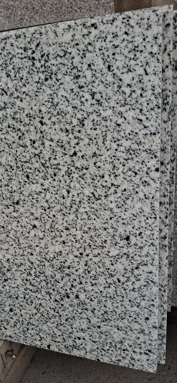 White Granite - thumbnail 2