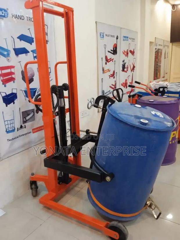 Pneumatic Drum Lifter