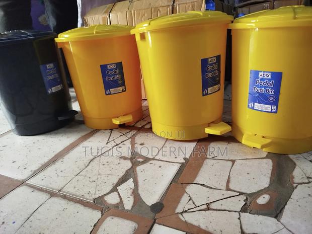 Small Size Waste Bin - 10 Liters H Pedal Bin - thumbnail 2