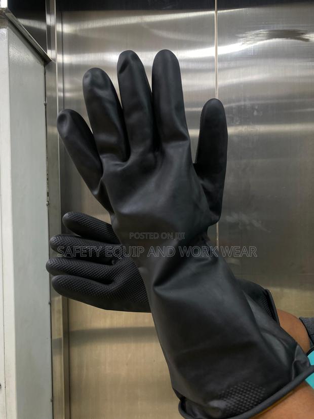 Rubber Gloves (Sun) – Industrial-grade Protection