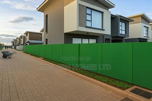 Stylish Privacy With a Modern Touch! - thumbnail 2