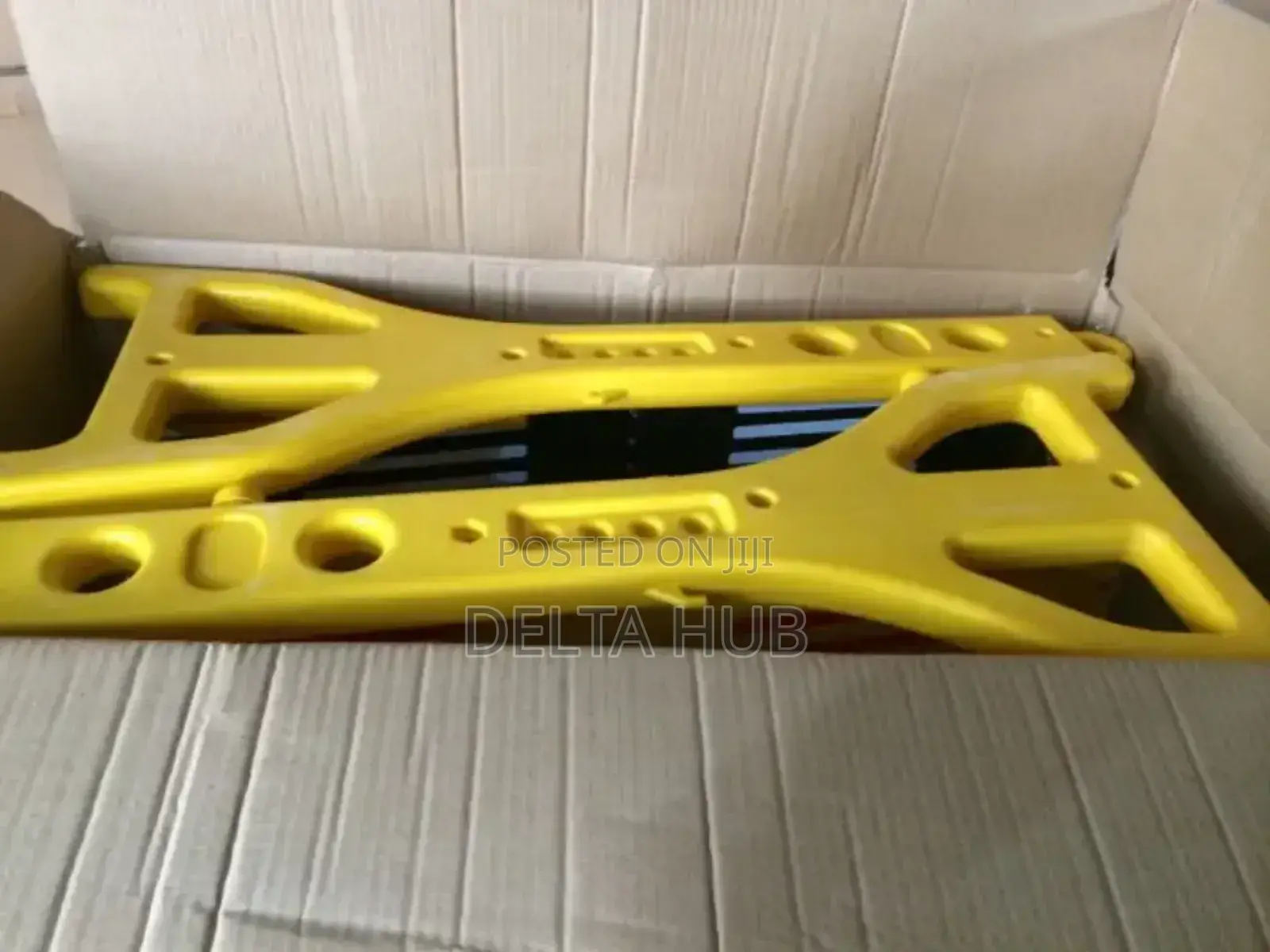 Retractable Temporary Plastic Traffic Barrier