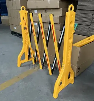 Retractable Temporary Plastic Traffic Barrier