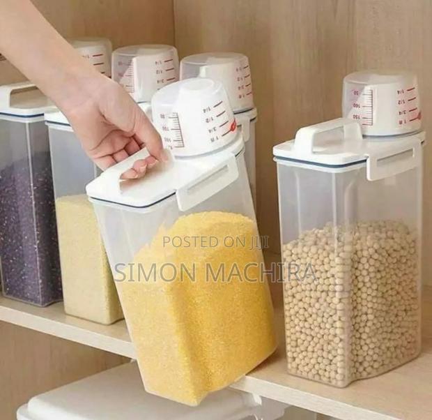 Cereal Storage Container With Measuring Cup